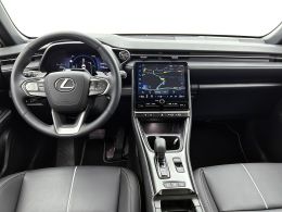 Lexus LBX