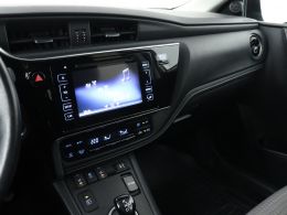 Toyota Auris_Touring_Sports
