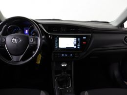 Toyota Auris_Touring_Sports
