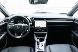 Lexus LBX