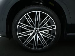Mercedes-Benz EQE_SUV