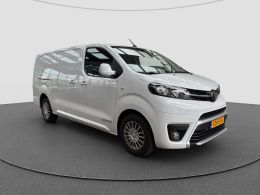 Toyota ProAce_Worker