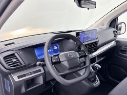 Toyota ProAce_Worker