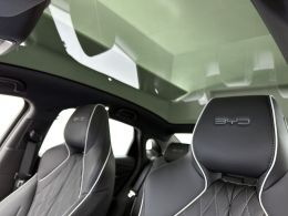 BYD SEAL