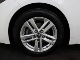 Toyota Corolla_Touring_Sports