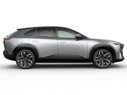 Mazda CX-6e