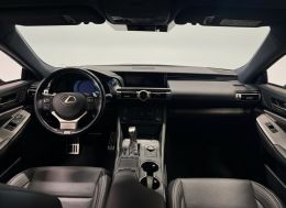 Lexus RC
