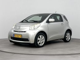 Toyota iQ