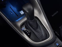 Mazda 2_Hybrid