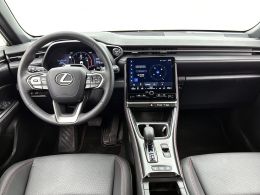 Lexus LBX
