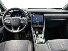 Lexus LBX