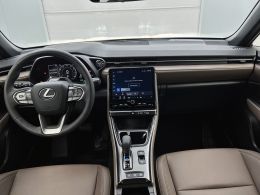 Lexus LBX