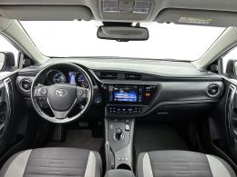Toyota Auris_Touring_Sports