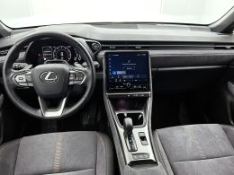 Lexus LBX