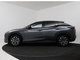 Lexus RZ