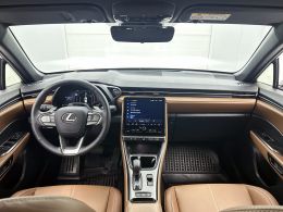 Lexus LBX