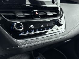 Toyota Corolla_Touring_Sports