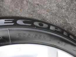 Toyota Corolla_Touring_Sports