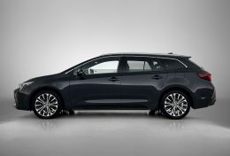 Toyota Corolla_Touring_Sports