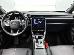 Lexus LBX