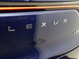 Lexus LBX