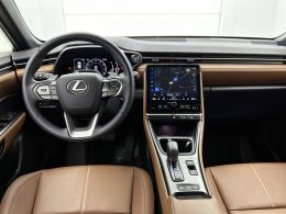 Lexus LBX