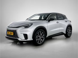 Lexus LBX