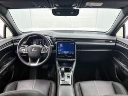 Lexus LBX