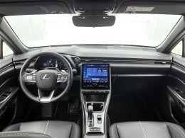 Lexus LBX