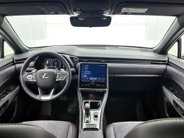 Lexus LBX
