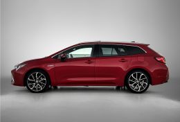 Toyota Corolla_Touring_Sports