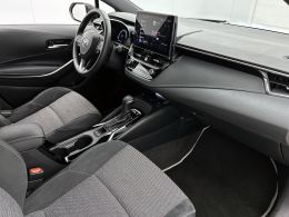 Toyota Corolla_Touring_Sports