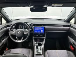 Lexus LBX