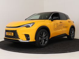 Lexus LBX