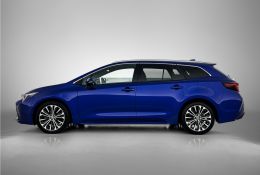 Toyota Corolla_Touring_Sports
