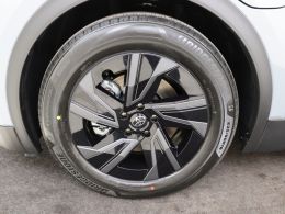 Toyota C-HR+