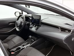 Toyota Corolla_Touring_Sports