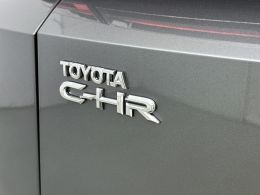 Toyota C-HR+