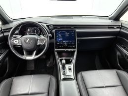 Lexus LBX