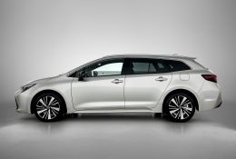Toyota Corolla_Touring_Sports
