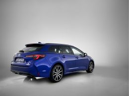 Toyota Corolla_Touring_Sports