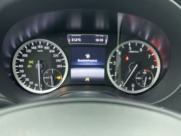 Infiniti Q30