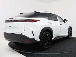Lexus RZ