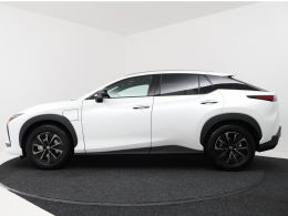 Lexus RZ