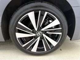 Toyota Corolla_Touring_Sports
