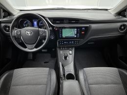 Toyota Auris_Touring_Sports