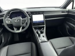Lexus LBX