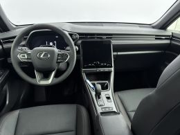Lexus LBX