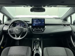 Toyota Corolla_Touring_Sports
