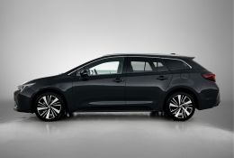 Toyota Corolla_Touring_Sports